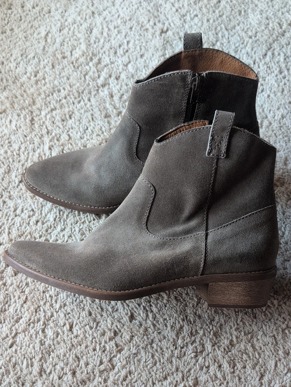 Madewell 1937 Suede Booties
